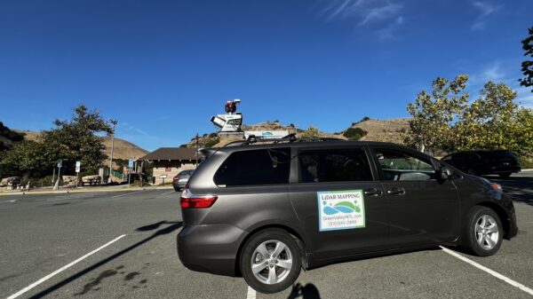 LiMobile M2 - Vehicle Mounted LiDAR Scanner With Planar & Panoramic Camera Integrated - Image 4