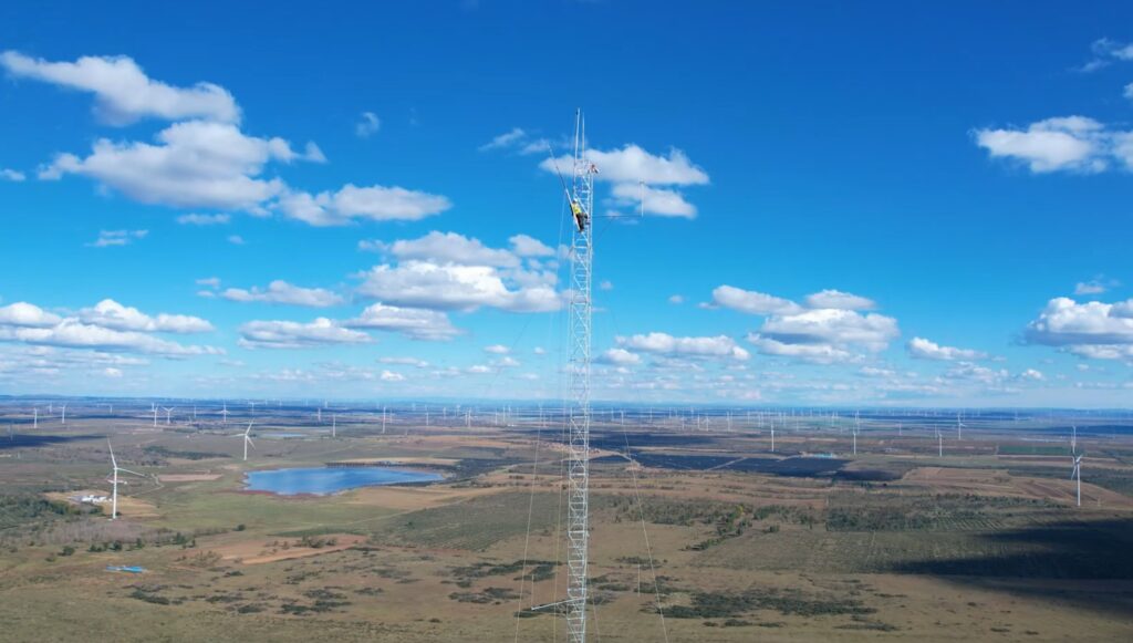 Met-mast wind monitoring wind sensor